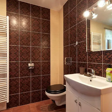Apartment 1010 M Zab